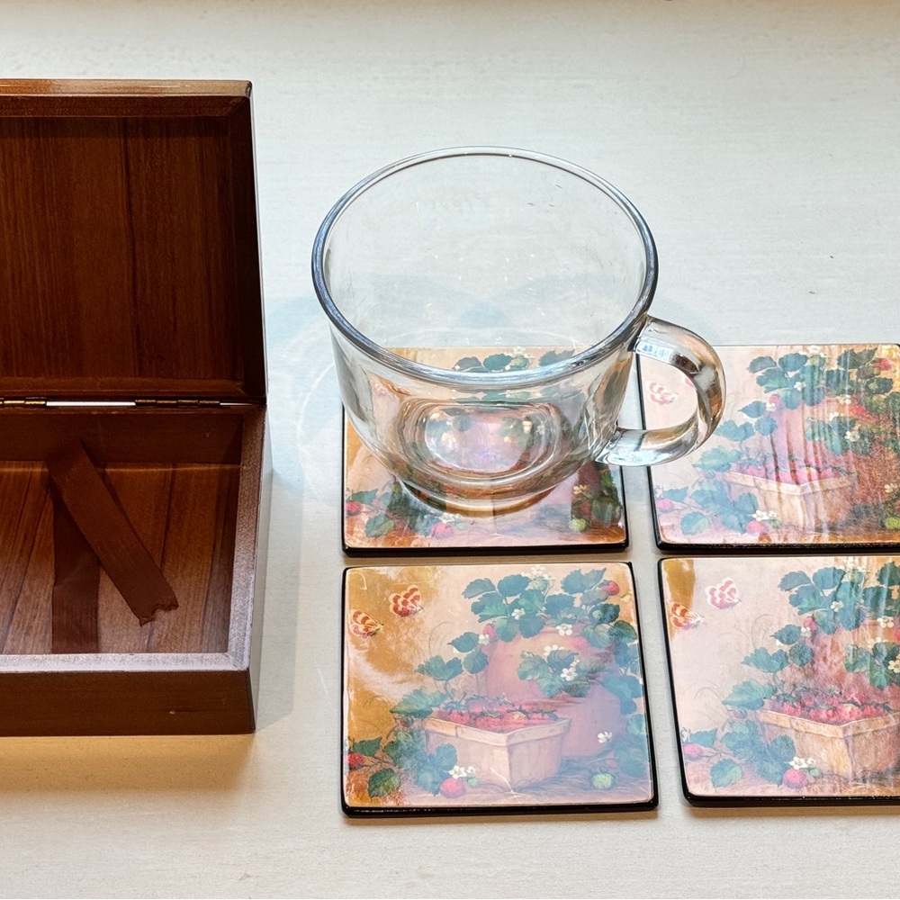 Vintage Coaster Set of 4 cork coasters Wooden Box with strawberry patch